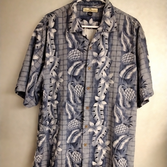 Men's Silk Tommy Bahama Shirt   Size L - Picture 1 of 3